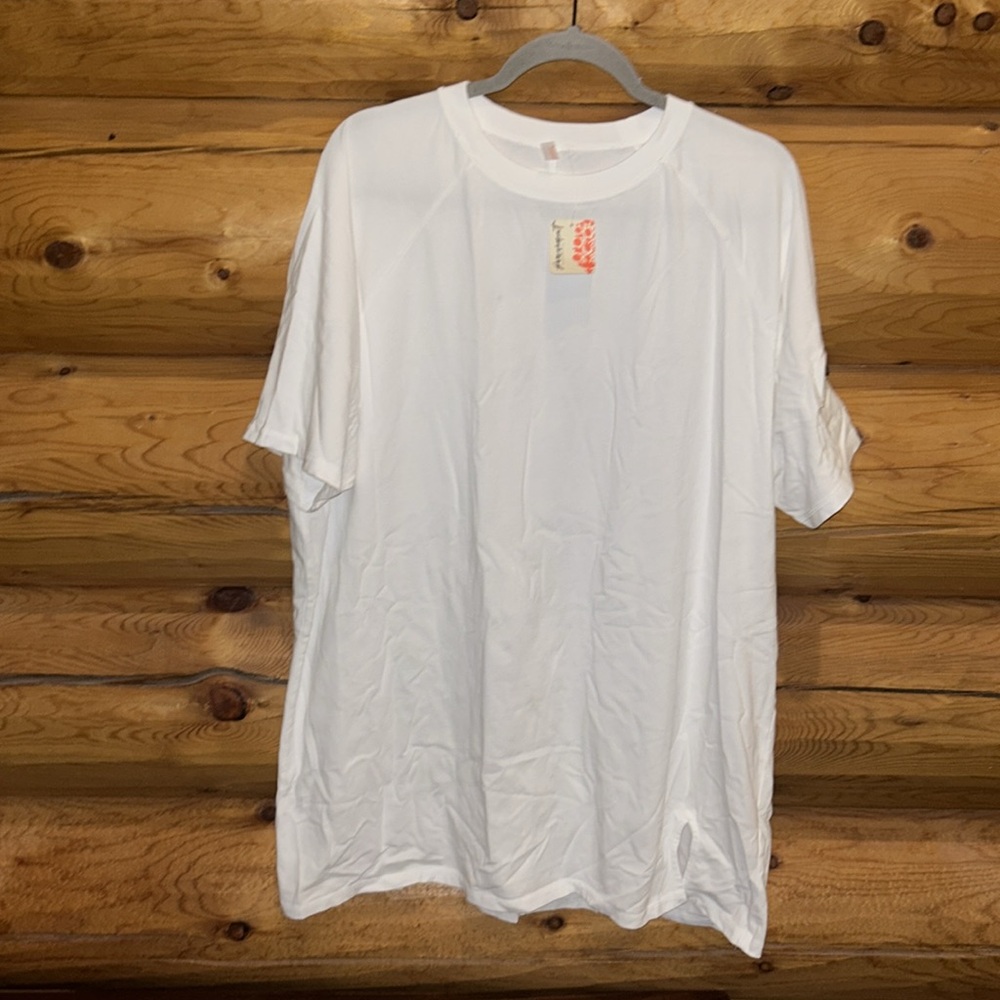 Free People NWT Hot Shot Tunic Tee Size Medium in White - Picture 6 of 12